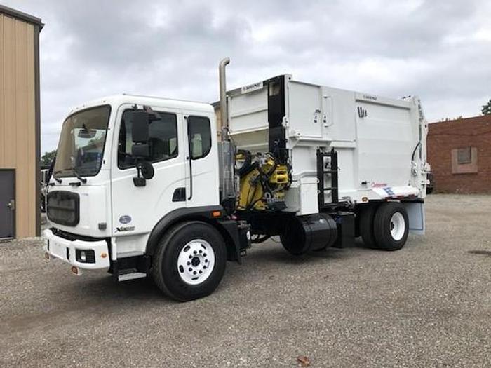 Used 2016 AUTOCAR SIDE LOADER