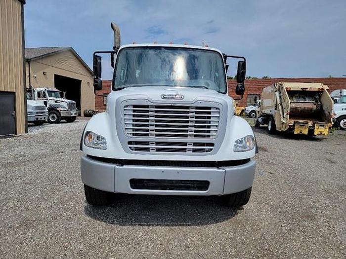 Used 2010 FREIGHTLINER ROLLOFF TRUCK