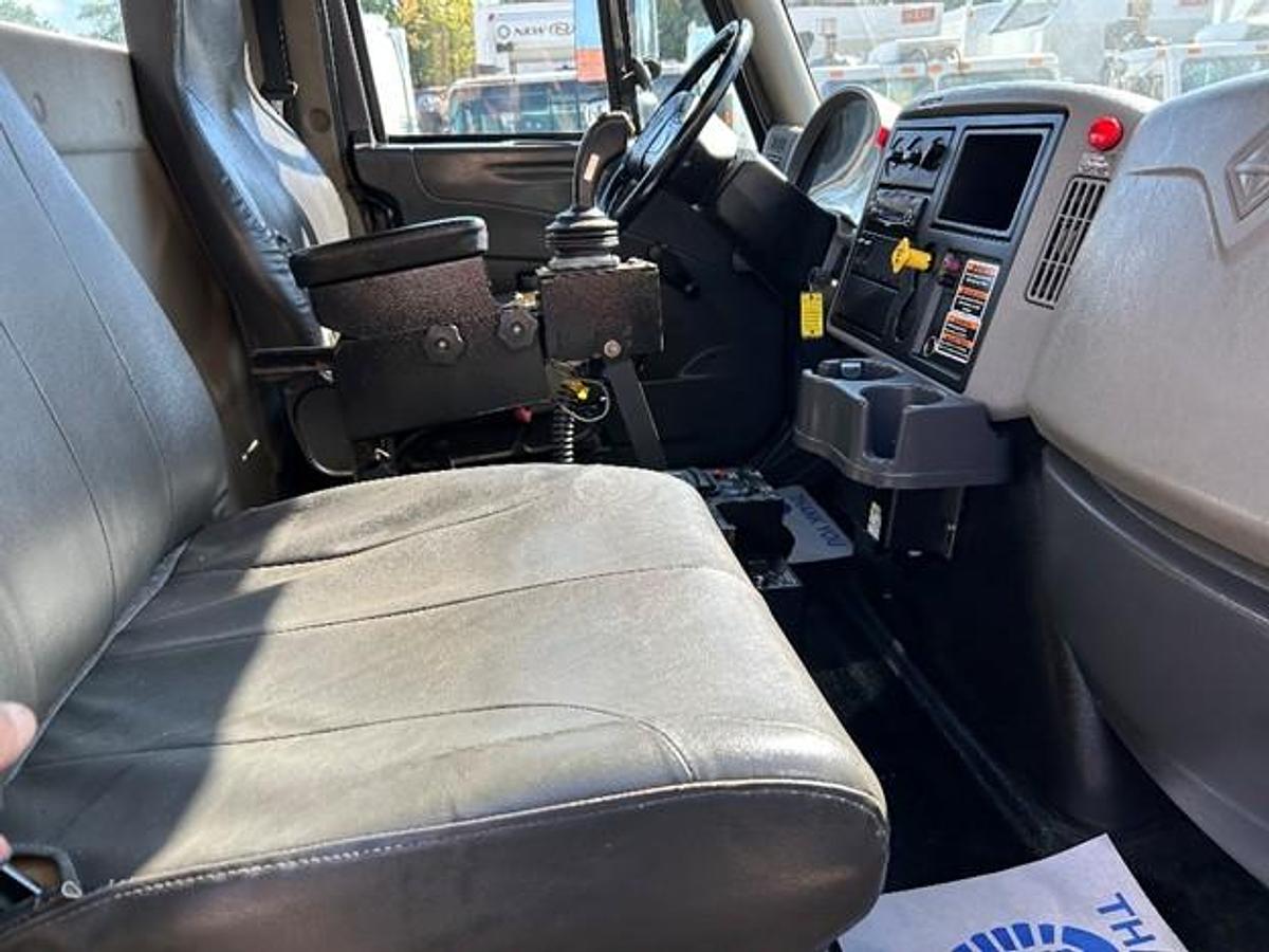 Used 2013 INTERNATIONAL AUTOMATED SIDE LOAD TRUCK