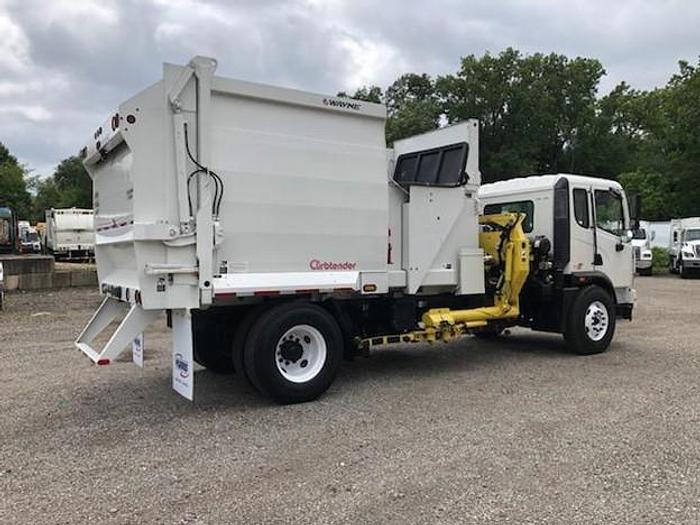 Used 2016 AUTOCAR SIDE LOADER