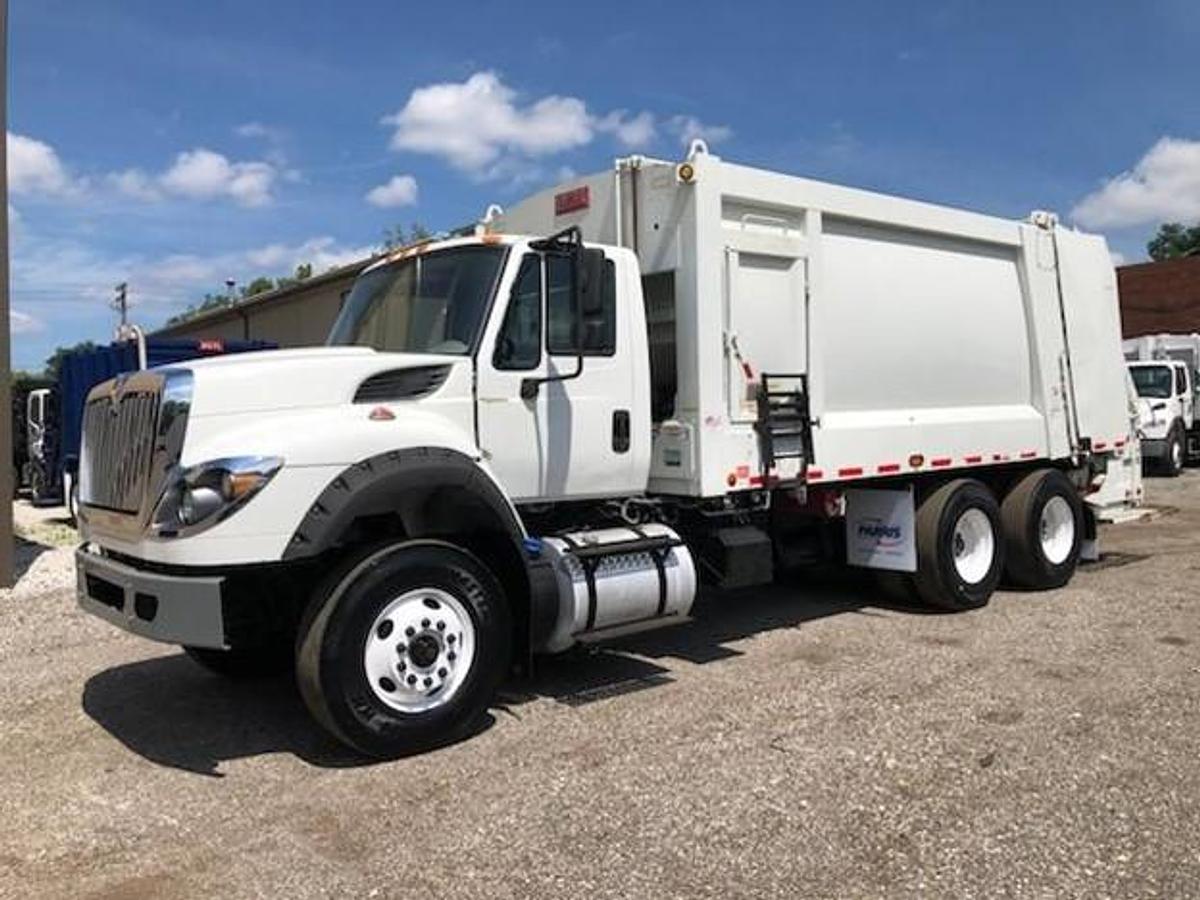 Used 2018 INTERNATIONAL REAR LOAD TRUCK