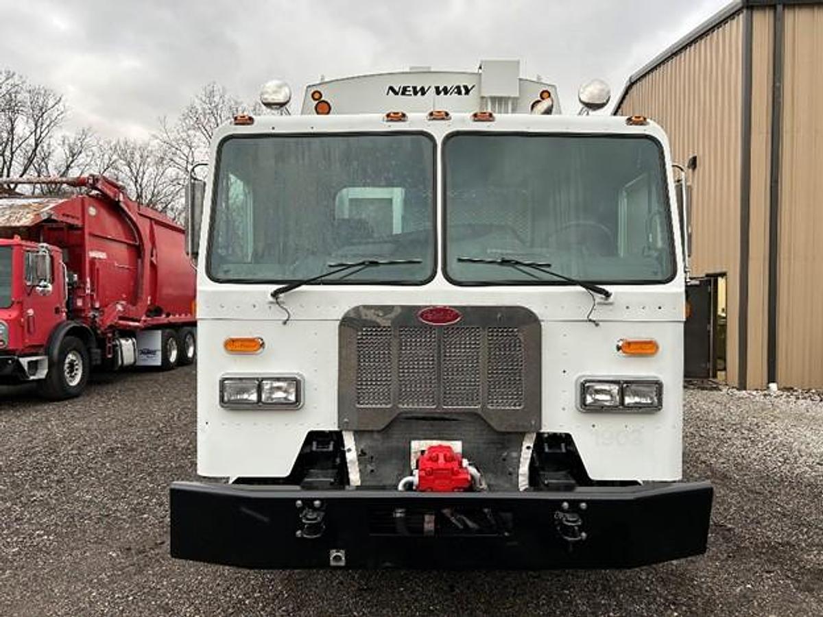 Used 2014 PETERBILT REAR LOAD TRUCK