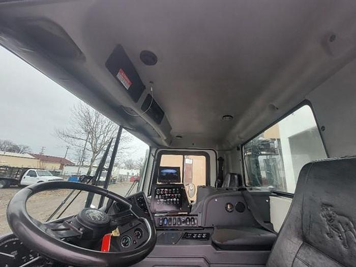 Used 2008 MACK REAR LOAD TRUCK #002846