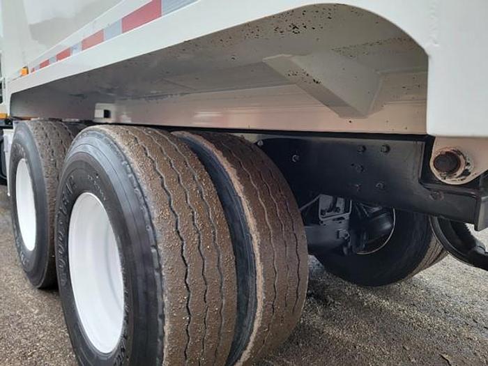 Used 2017 MACK AUTOMATED SIDE LOAD TRUCK