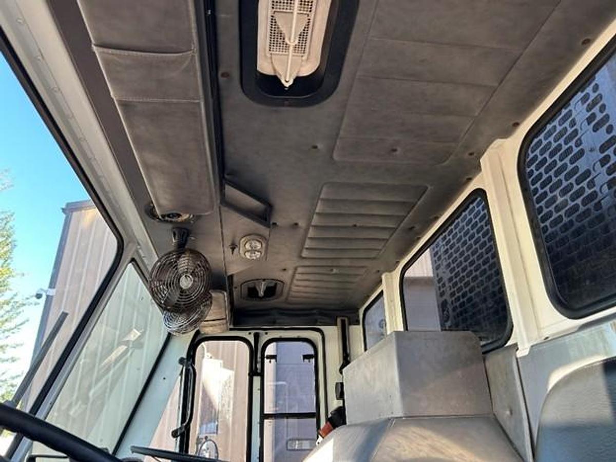 Used 2010 CCC REAR LOAD TRUCK