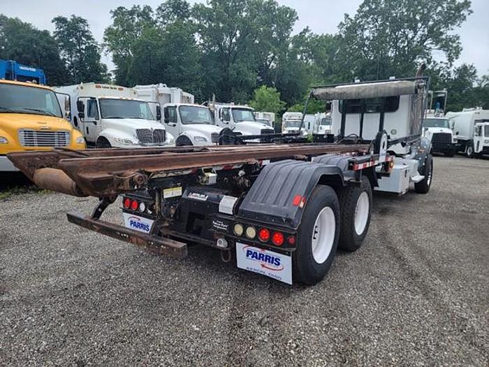 Used 2015 PETERBILT ROLLOFF TRUCK