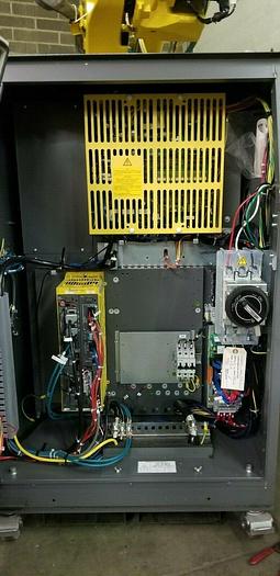 Used Fanuc R-2000ib/125L