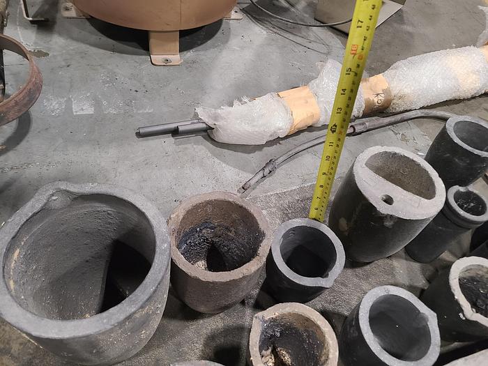 Used Speedy Melt Gas Fired Metal Melting Furnace with Accessories