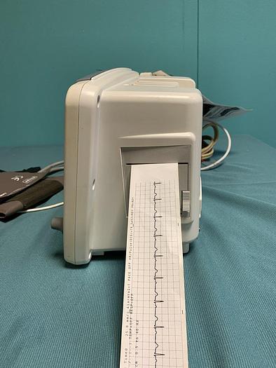 Used GE Dash 2500 Patientenmonitor mit Zubehör