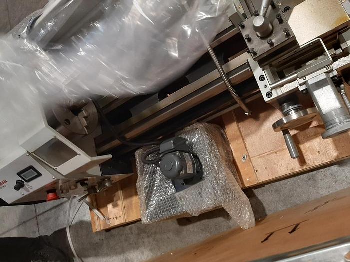 Cormak 310 x 900 Universal Single Phase Lathe