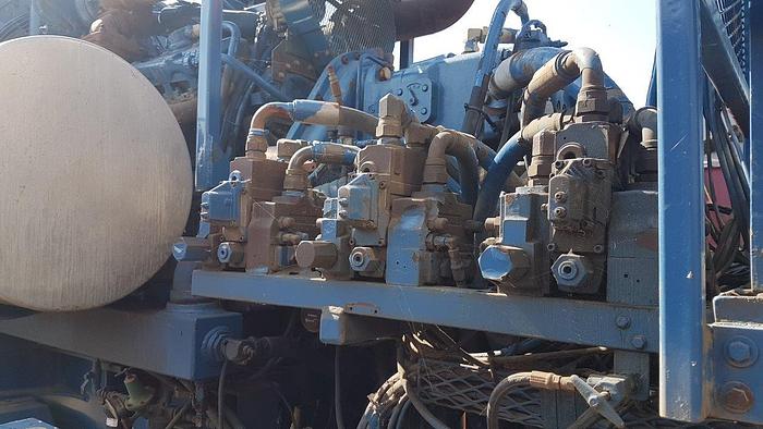 Used 1997 Peerless Baker Hughes Hydra Frac Blender Trailer