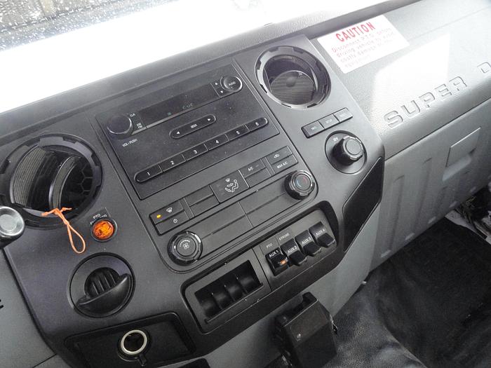 Used 2011 Ford/ Altec F750/ LRV56