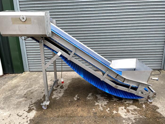 Used INCLINED CONVEYOR BELT – 2450MM X 600MM
