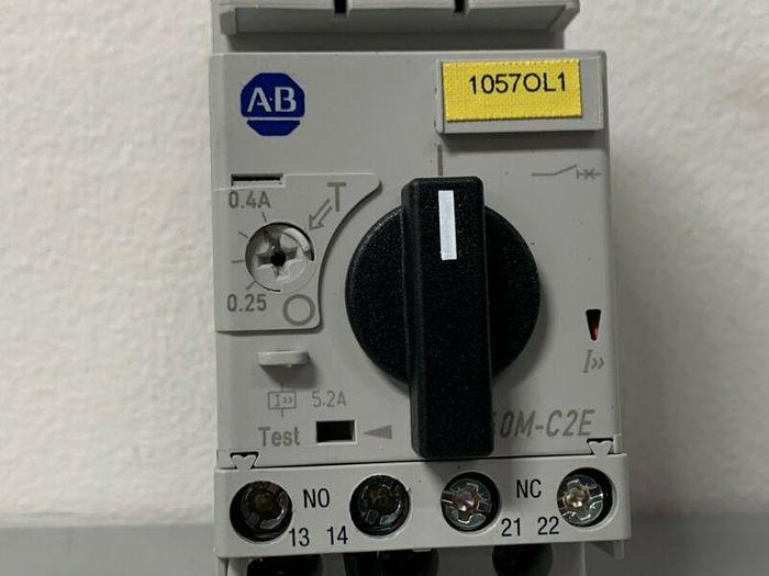 Used Allen-Bradley 140M-C2E-A40 Standard Magnetic Motor Protector Circuit Breaker