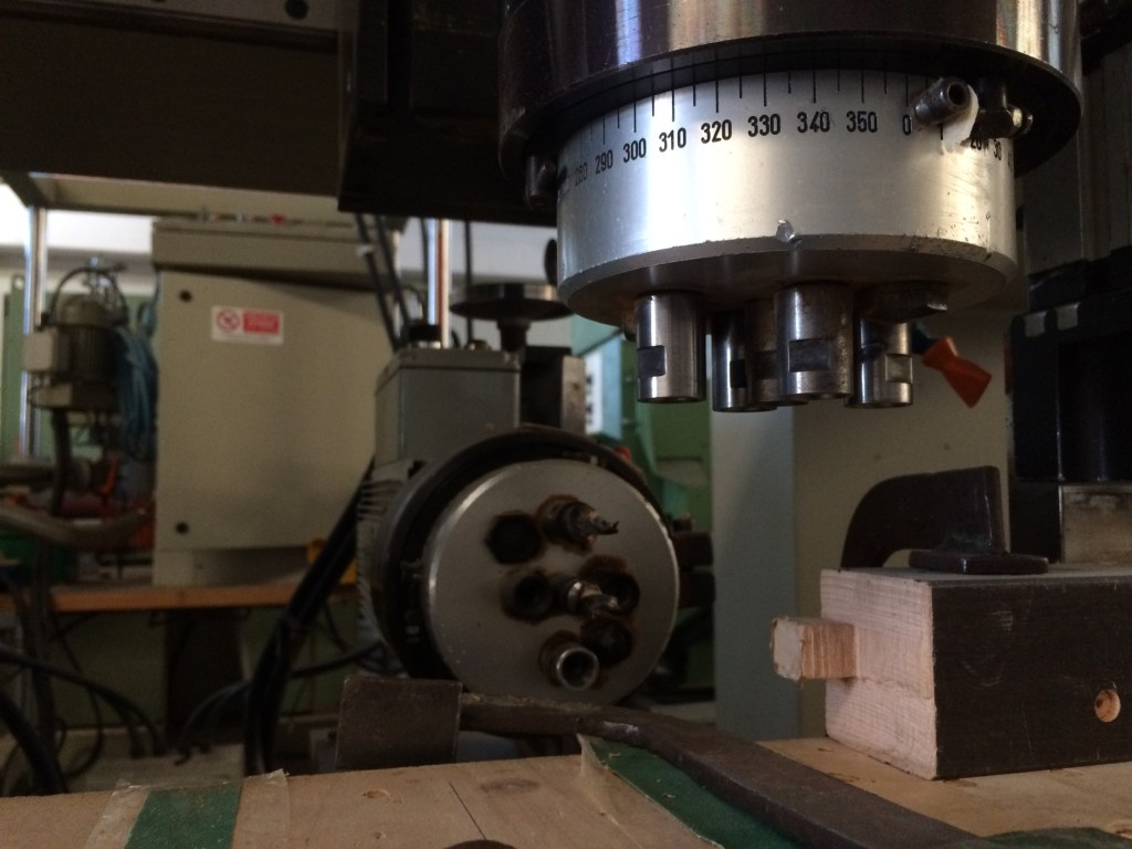 Usato 2004 Foratrice Camam a testine mobili orizzontali, verticali e di testa