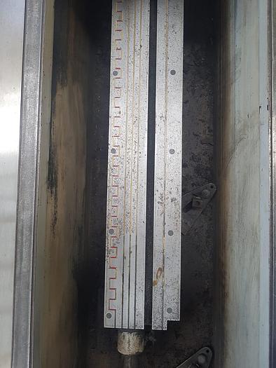 Gebruikt Afffilatrice per coltelli MVM modello PX con piano magnetico mm 1000