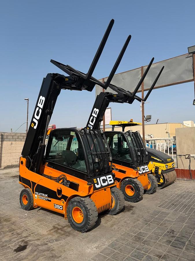 Used 2020 JCB 35D TELESCOPIC LIFT TRUCK