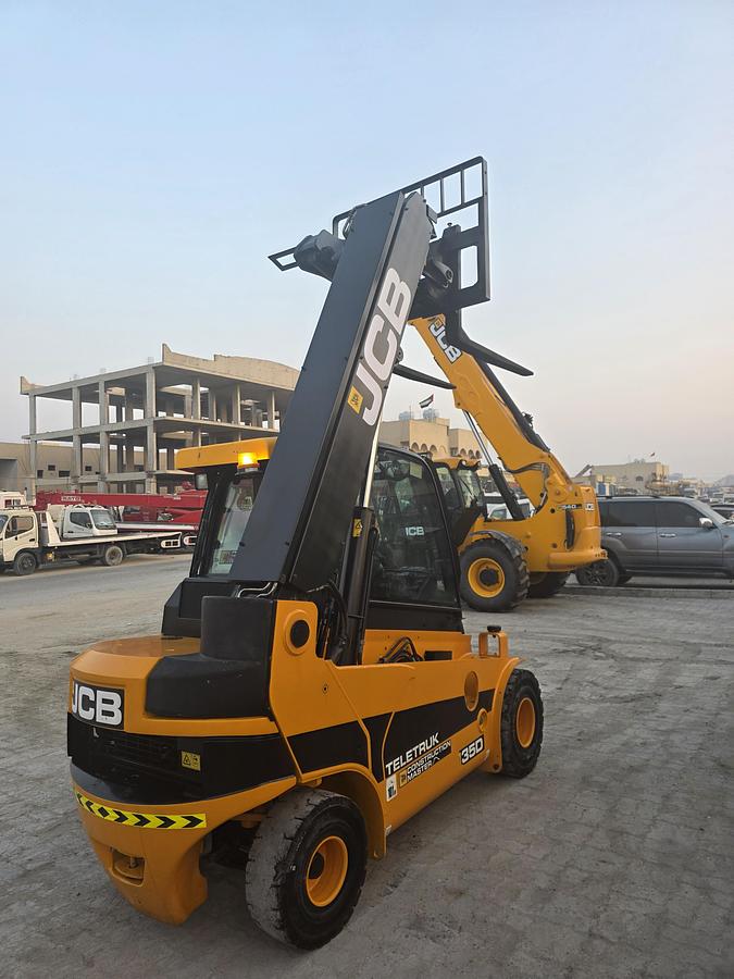 Used 2020 JCB 35D TELESCOPIC LIFT TRUCK