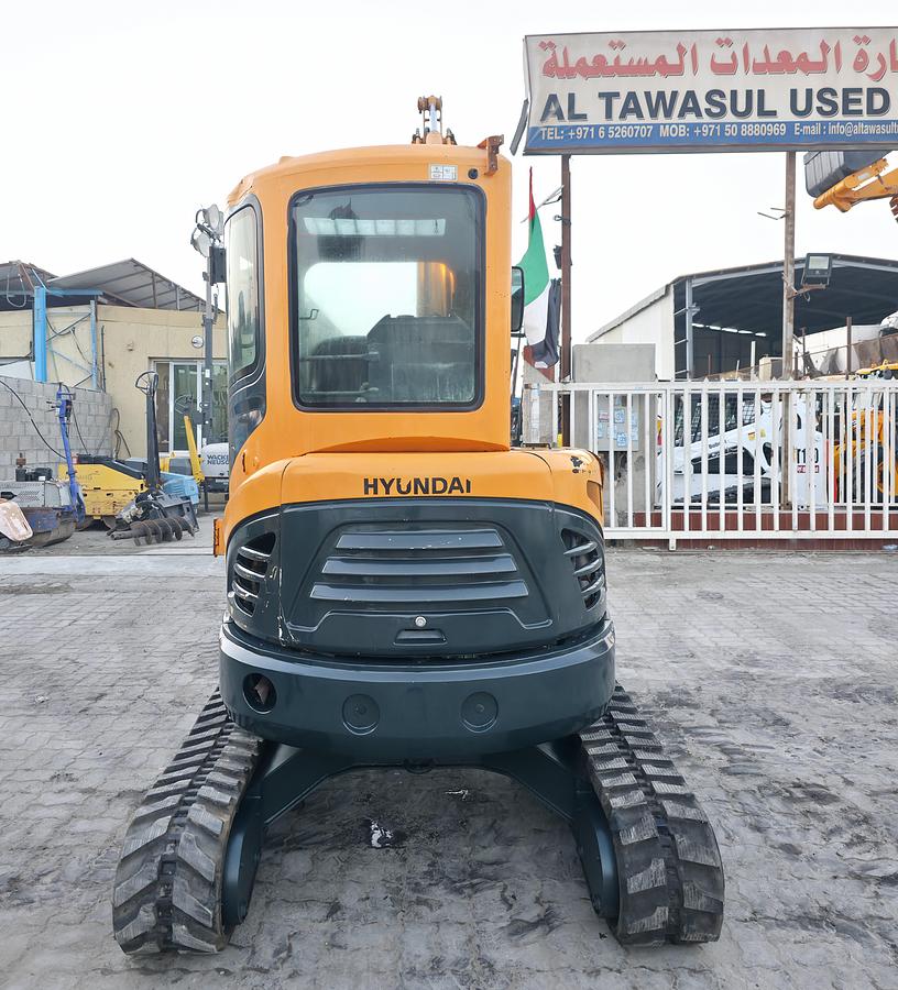 Used 2015 HYUNDAI ROBEX 35Z-9 