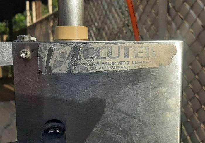 Used Capper, Accutek, AccuCapper, Mdl BT, Table Top, Chuck Capper #S744511