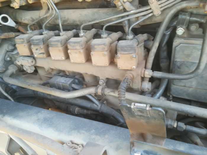 Used 2004 DAF 85 CF 480 MANUAL EURO 3