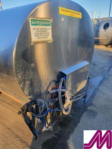 Used 1998 Mueller 0 - 2000 8190 Litre Stainless Steel Refrigerated Tank with Compressor
