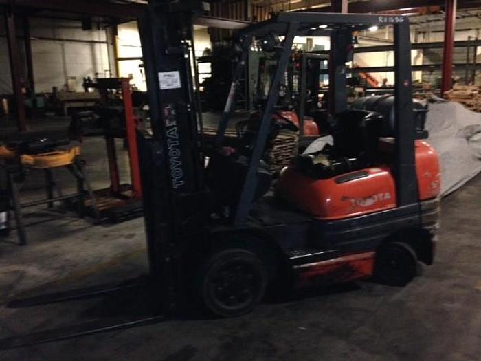 5,000 lbs.Toyota LP Lift Truck