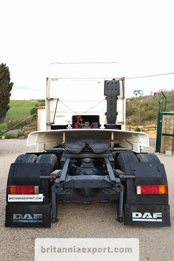 Used 2005 DAF XF95 430 manual tractor unit