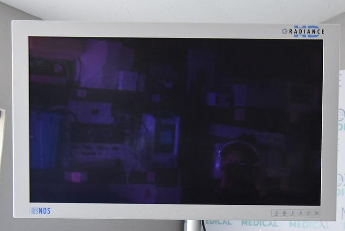 Used NDS 32" Endoscopy HD LCD Medical Monitor Radiance Flat Panel SC-WX32-A1511