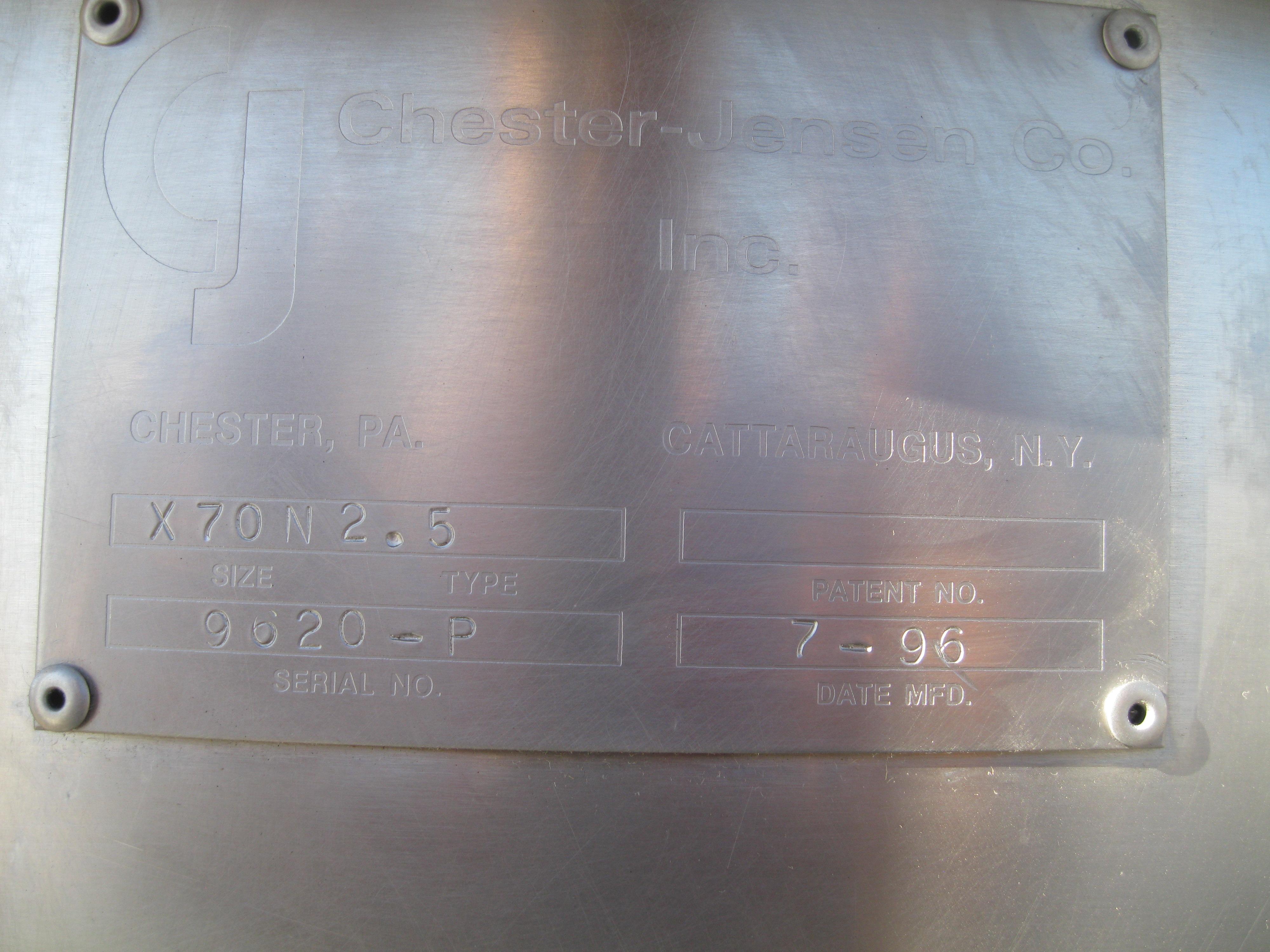 Used 100 GALLON MIXING TANK W/SKID FOR MIXING VISCOUS MATERIAL