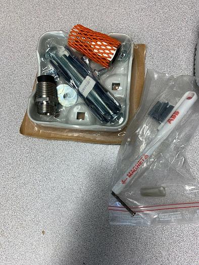 Used ABB Trio-Wirl Flowmeter Transmitter Model SR4311180Q15A2EA1AB