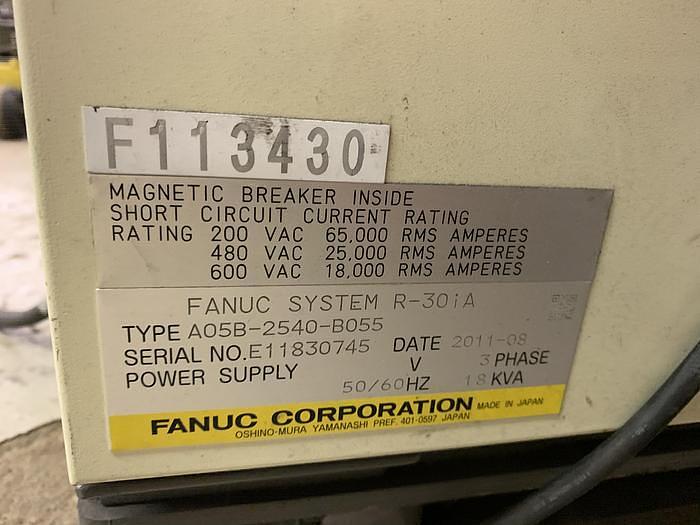 Used SEVERAL FANUC  M900iA/400L 6 AXIS CNC ROBOT WITH R30iA CONTROLLER 400KG X 3625mm HIGH REACH