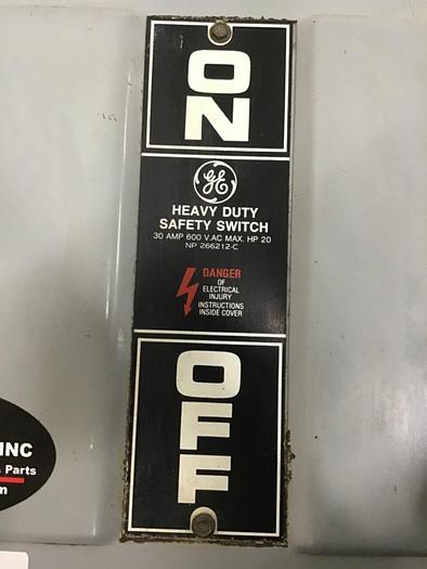 Used GENERAL ELECTRIC / GE 30 Amp Safety Switch TH3361 #125046