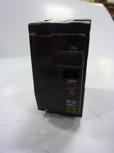 Used SQUARE D 20 Amp Circuit Breaker QO220 #27625
