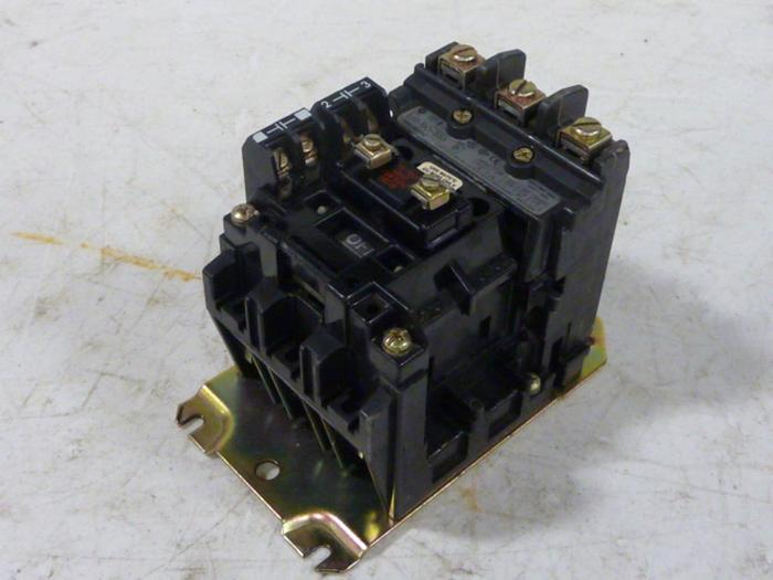 Used ALLEN BRADLEY Contactor 500-BO.930 SER B #58027
