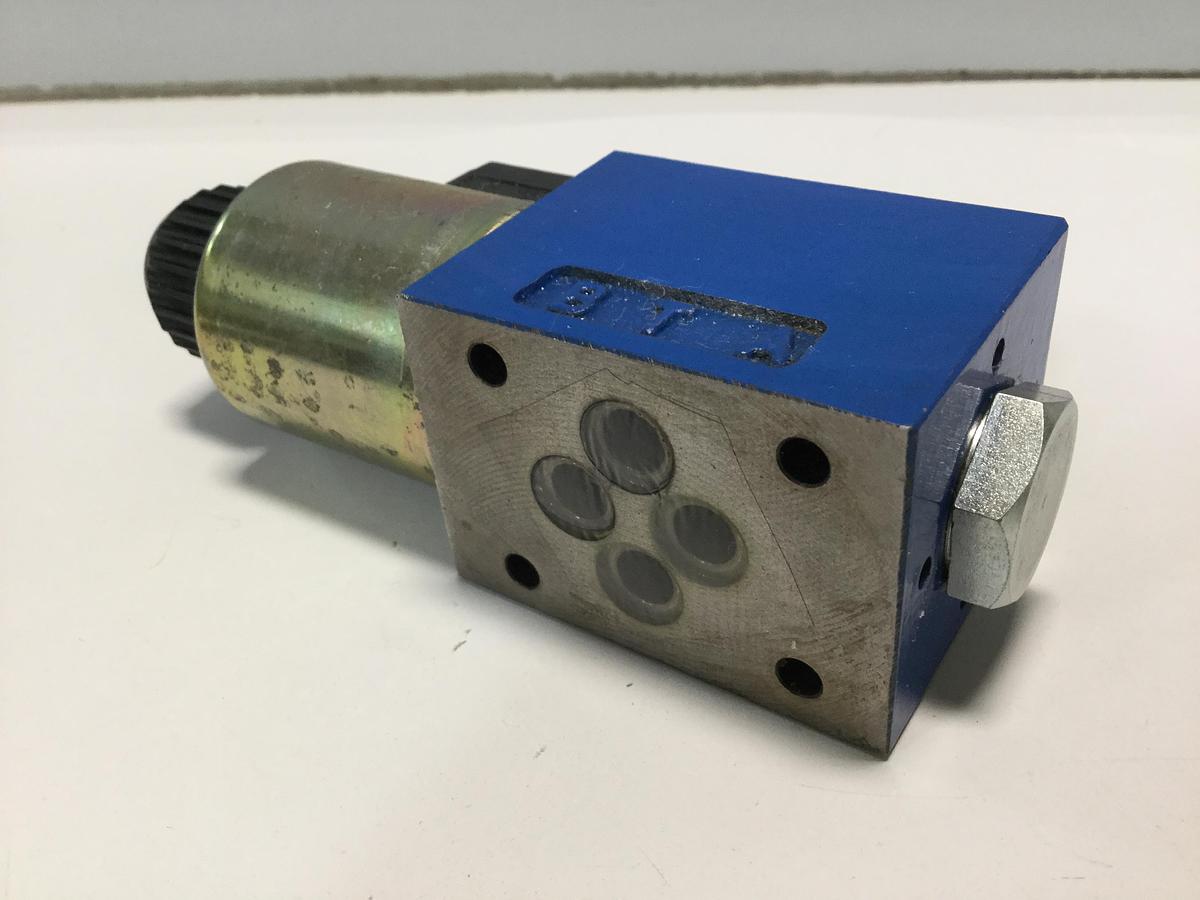 Used BOSCH Valve 0 810 092 107 Used