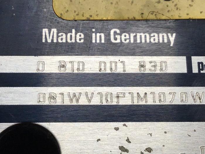 Used BOSCH Hydraulic Valve 0 810 001 830 #122905