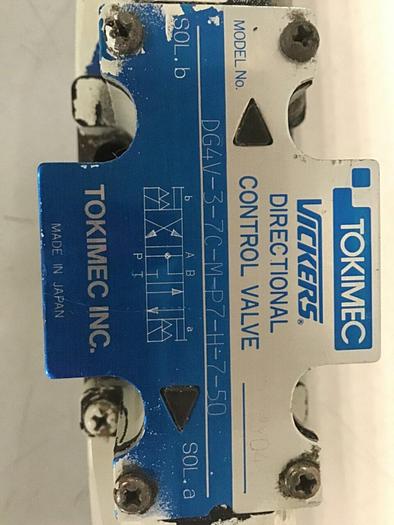 Used VICKERS Directional Valve DG4V-3-7CM-P7-H-7-50 #138052