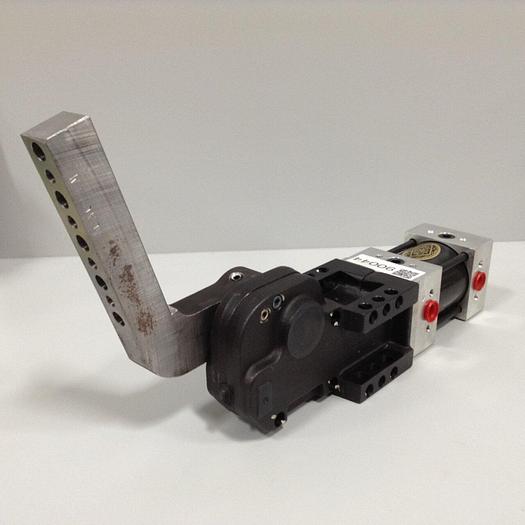 Used DESTACO Pneumatic Hold Clamp 991MAR-033M-270A-18-44 #90044