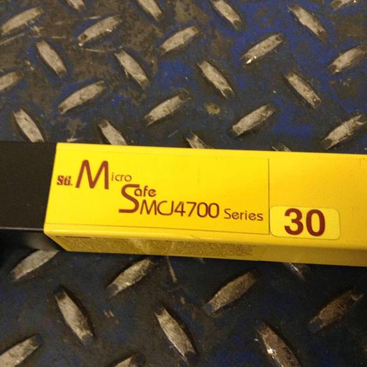 Used STI Light Curtain End Transmitter MCF47-30-600-X3 #78719