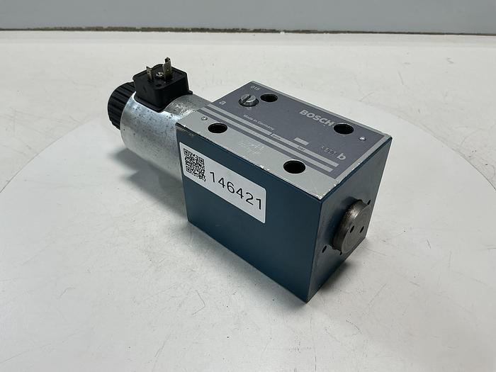 Used BOSCH 0 810 001 825