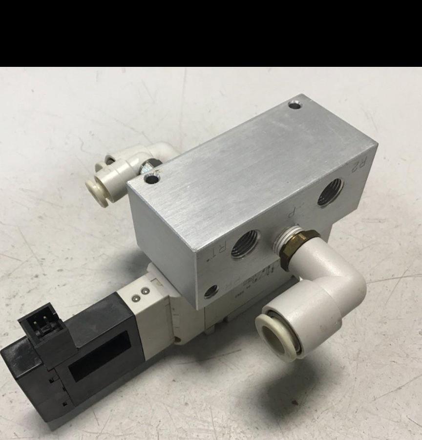 Used KOGANEI Solenoid Valve F15T0G-PL3 USED