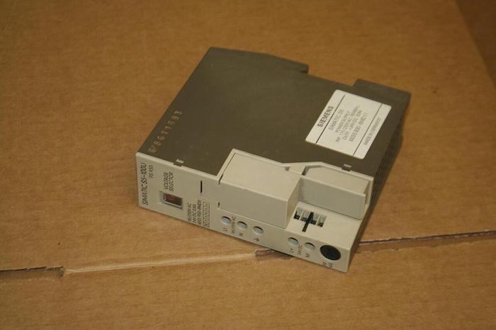 Used SIEMENS Power Supply 6ES5 930-8MD11 Used