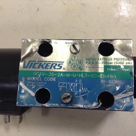Used VICKERS Valve DG4V3S2AMUHL60EN490 #82296