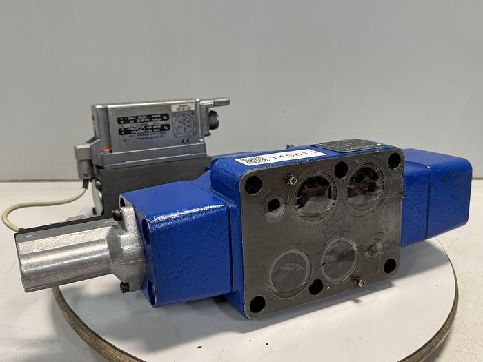 Used BOSCH 0 811 404 615