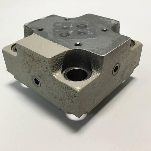 Used VICKERS Cartridge Valve CVC25D3T3910JAX10 #92288