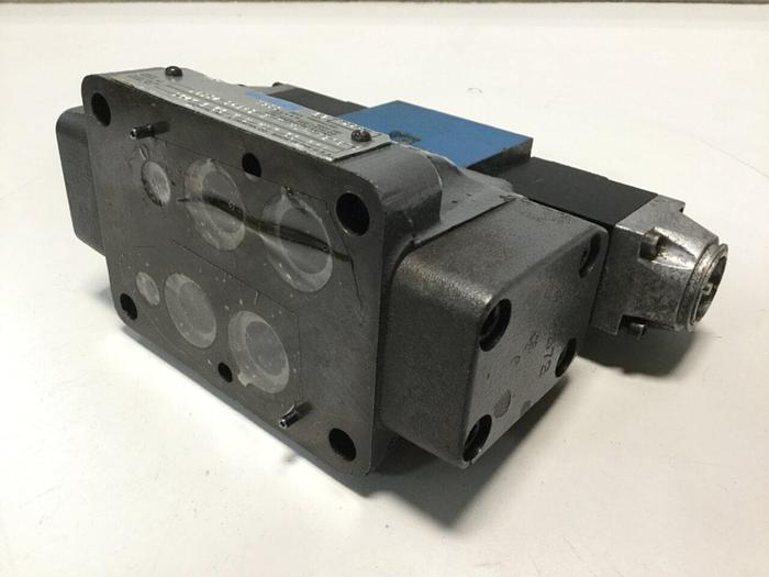 Used REXROTH Valve 4WE6J53/AG24NZ4 MANIFOLD #110493