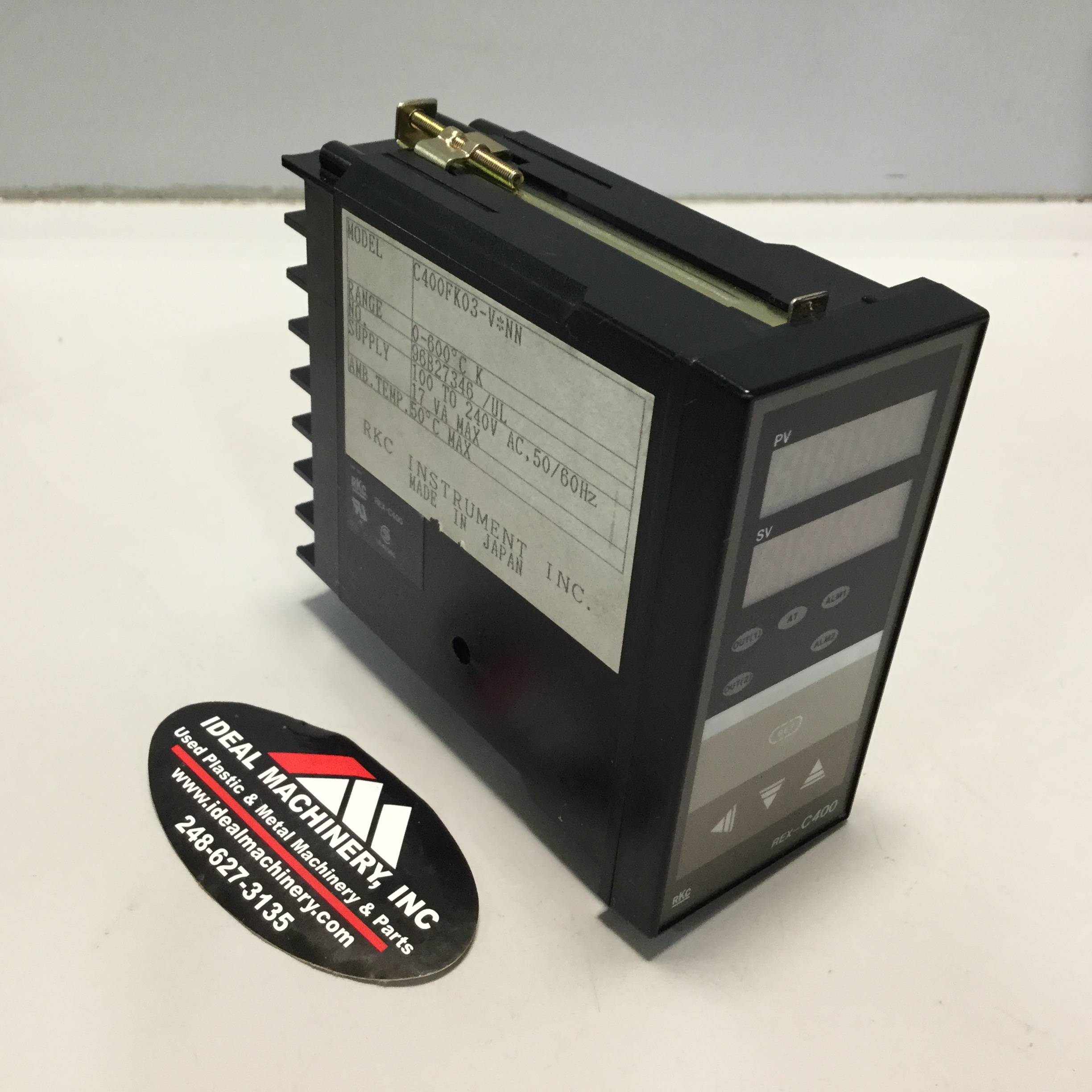 Used RKC Temperature Control REX-C400FK03VNN USED