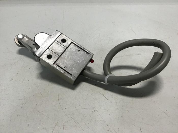Used OMRON Limit Switch D4C-3420-B #118800