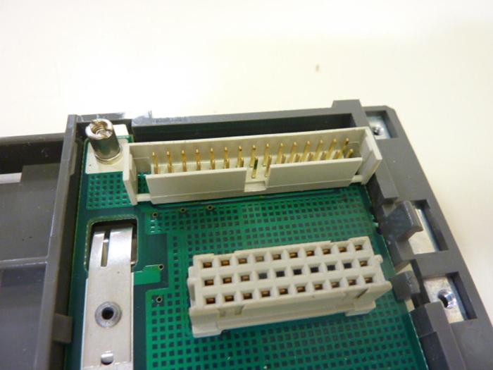 Used SCHNEIDER AUTOMATION INC Slot Rack DTA201/AS-HDTA-201 #46158